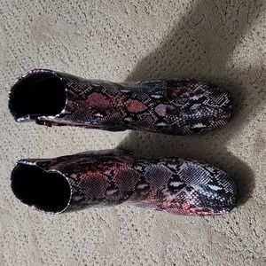 Snake skin multicolored boots
